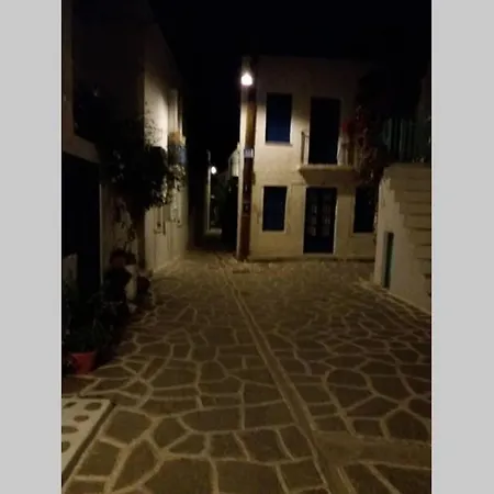 Old Town Traditional House Parikia  Exterior photo